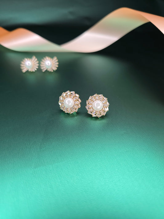 Sofisticated Pearl and Zircon Earrings