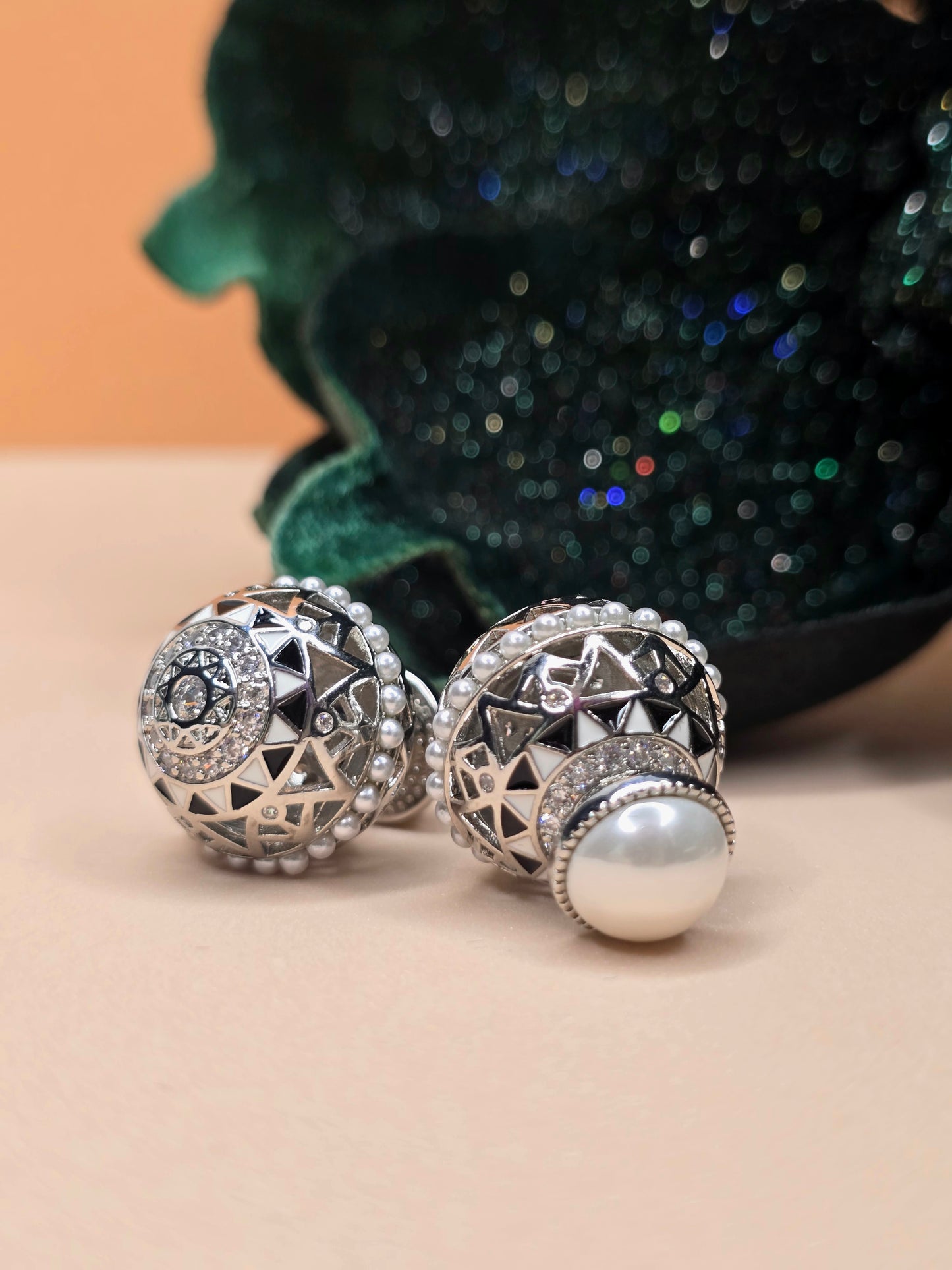 Elegant Dream, Pearl Rodium plated Earrings
