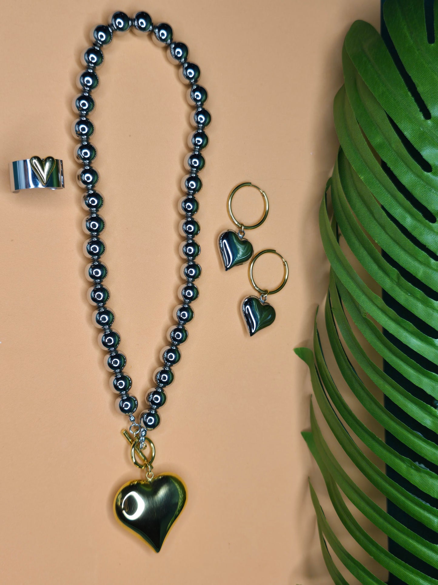 Heartfelt Harmony: conjunto de joyas de acero inoxidable en dos tonos Love