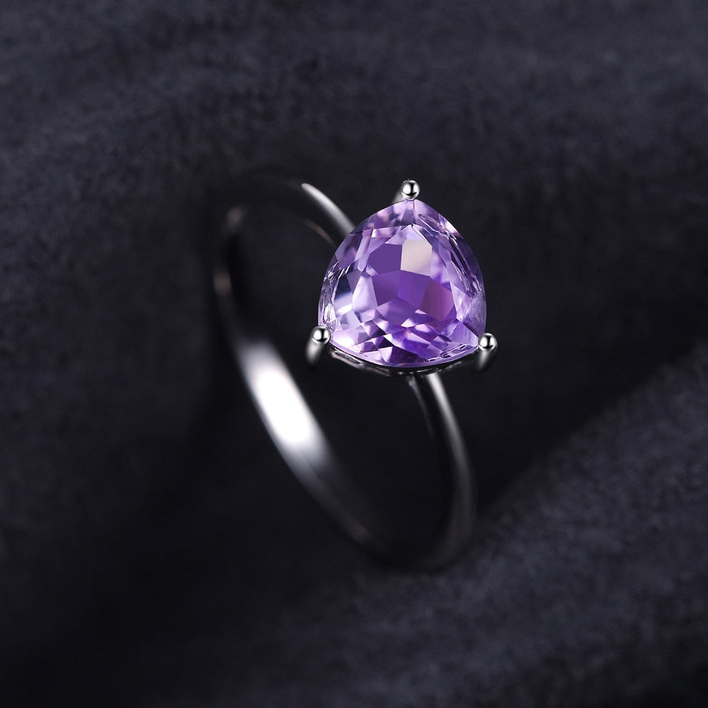 Solitare Triangle 1.1ct Natural Purple Amethyst ring made with 925 Sterling Silver and Rhodium plated - Tarnish risistant