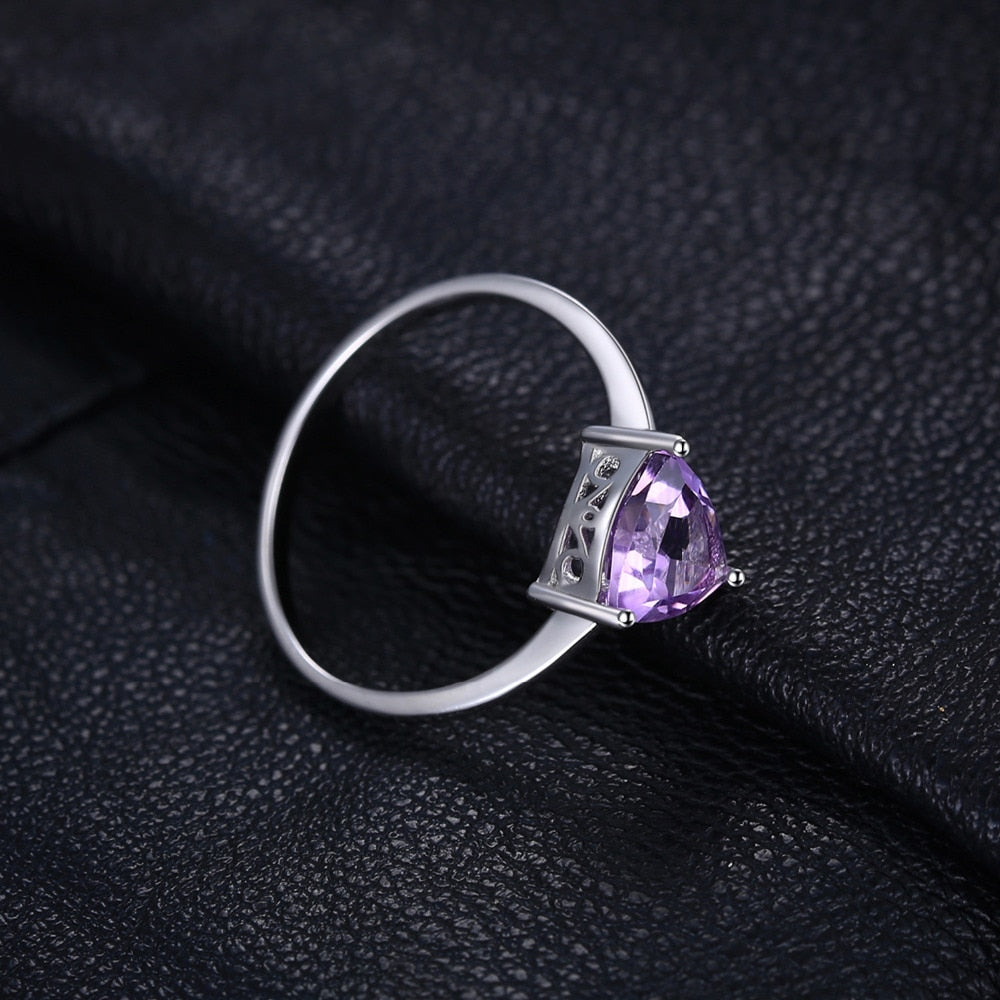 Solitare Triangle 1.1ct Natural Purple Amethyst ring made with 925 Sterling Silver and Rhodium plated - Tarnish risistant