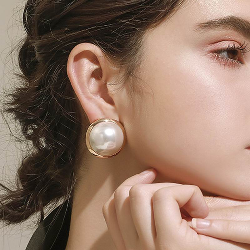 Korean Big Round Simulated Pearl Stud Earrings For Women Etrendy New Classic Elegant Earings Fashion Jewelry Wholesale