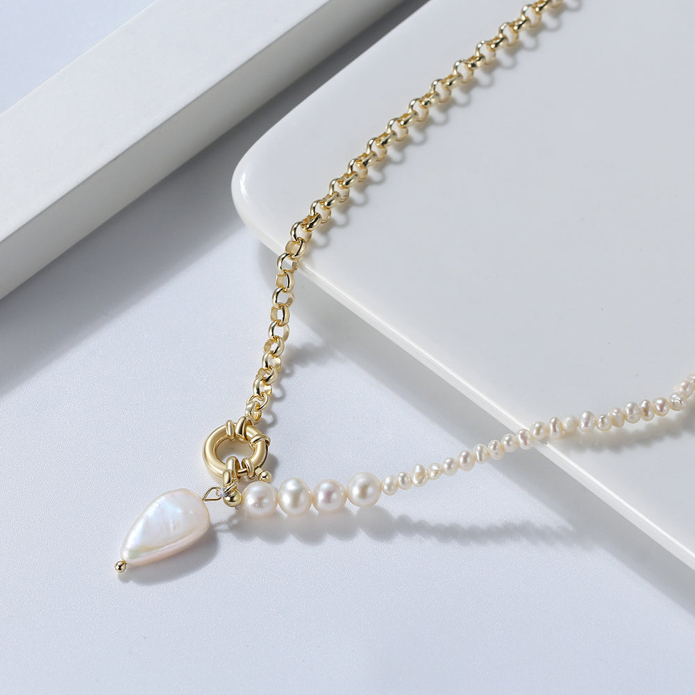 Necklace made in Sterling Silver and bathed in high quality gold, with Baroque Pearls